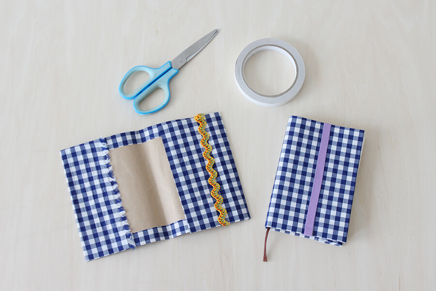 縫わずに簡単！両面テープで作れる！かんたんブックカバーの作り方 | nunocoto fabric