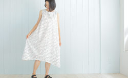 ノースリーブAラインワンピース