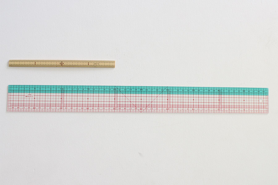 方眼定規・20cm物差し・メジャーの使い方（あったら便利なソーイング道具たち） | nunocoto fabric