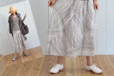 『きれいに見える「ひざ下20cmの服」』のパネルボーダースカートを作ってみました