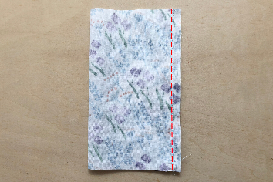 直線縫い５回で作れる カードホルダー付き母子手帳ケース お薬手帳ケース の作り方 Nunocoto Fabric