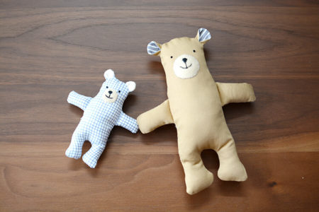 【無料型紙・２サイズ】初心者でも簡単！くまのぬいぐるみの作り方（手縫いOK）