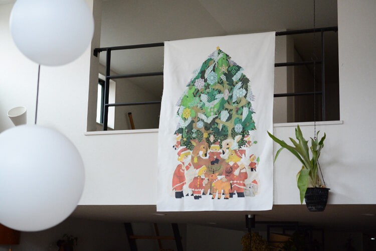 クリスマス　ツリー　タペストリー　飾り方