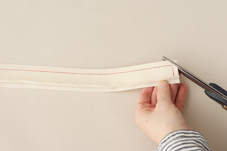 【ホームソーイング型紙シリーズNo.68】バルーンスリーブのふんわりエアーブラウス　作り方