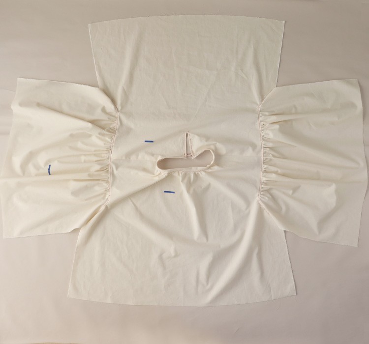 【ホームソーイング型紙シリーズNo.68】バルーンスリーブのふんわりエアーブラウス　作り方