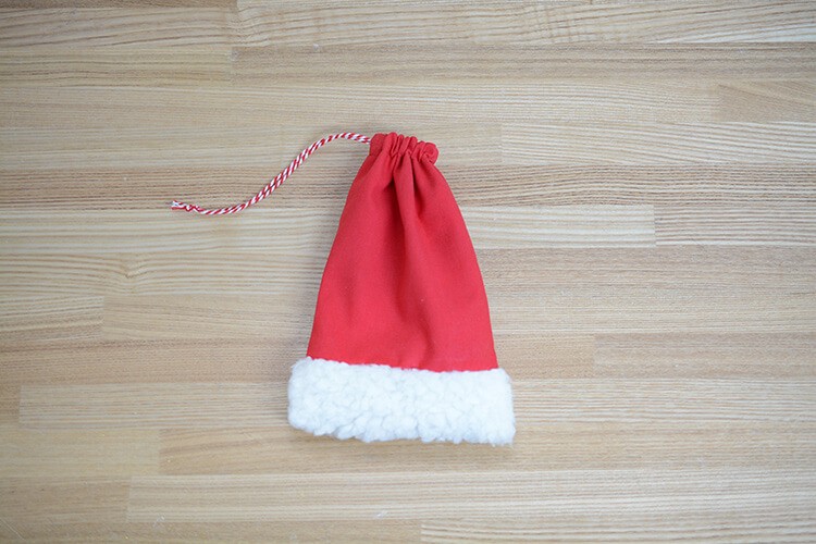 クリスマス サンタ帽 巾着 作り方