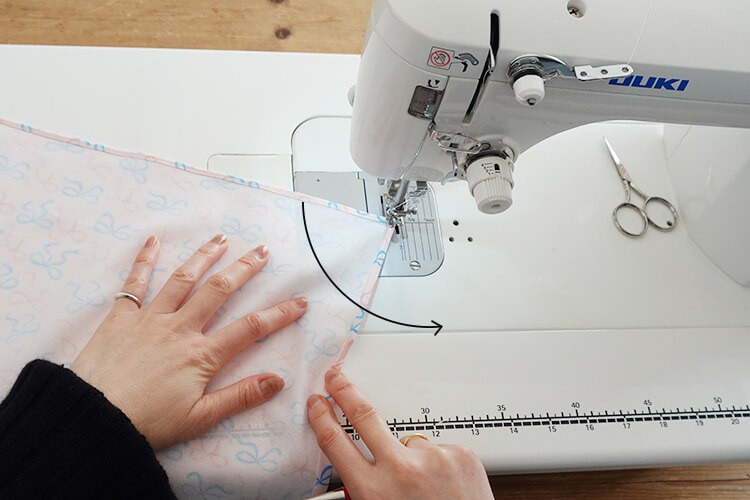 基本のハンカチの作り方