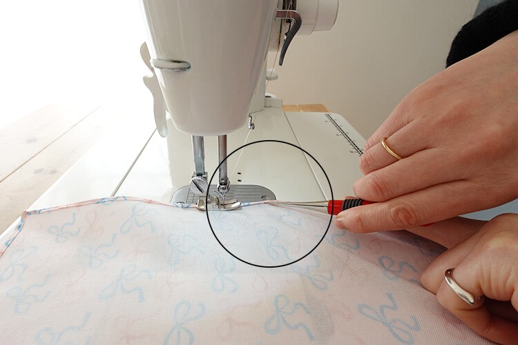 基本のハンカチの作り方