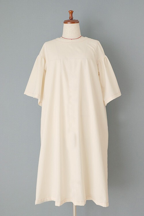 【ホームソーイング型紙シリーズNo.74】袖フレアのＡラインワンピース