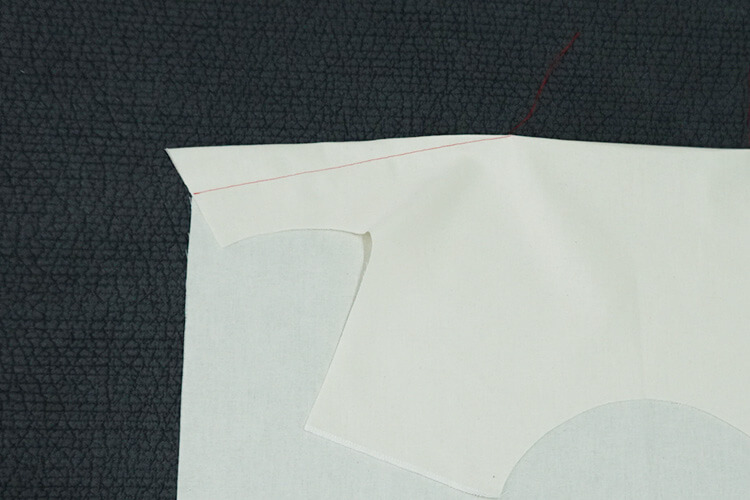 【ホームソーイング型紙シリーズNo.75】ひらりドレープの五分丈プルオーバー　作り方