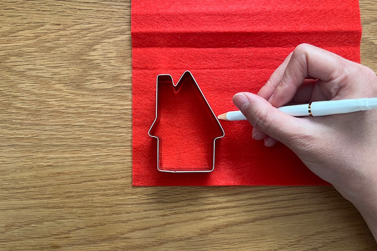 縫わないワッペン　おうち