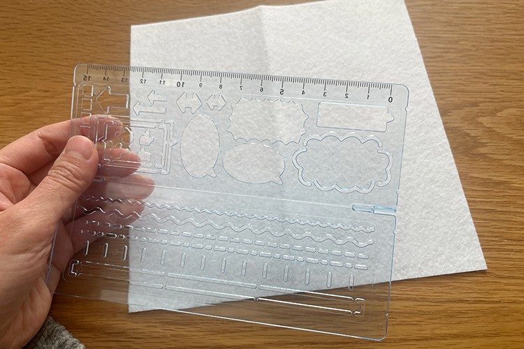 縫わないワッペン　ひつじ材料