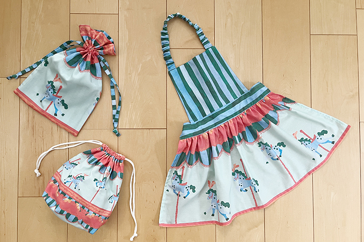 パネル柄アイテム（メリーゴーランド）